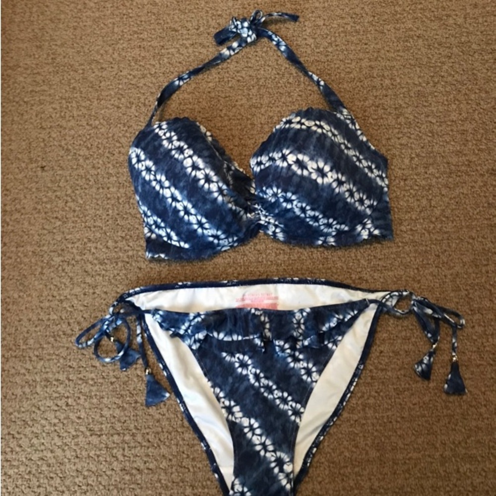 Victoria Secret Bikini Large, NWOT